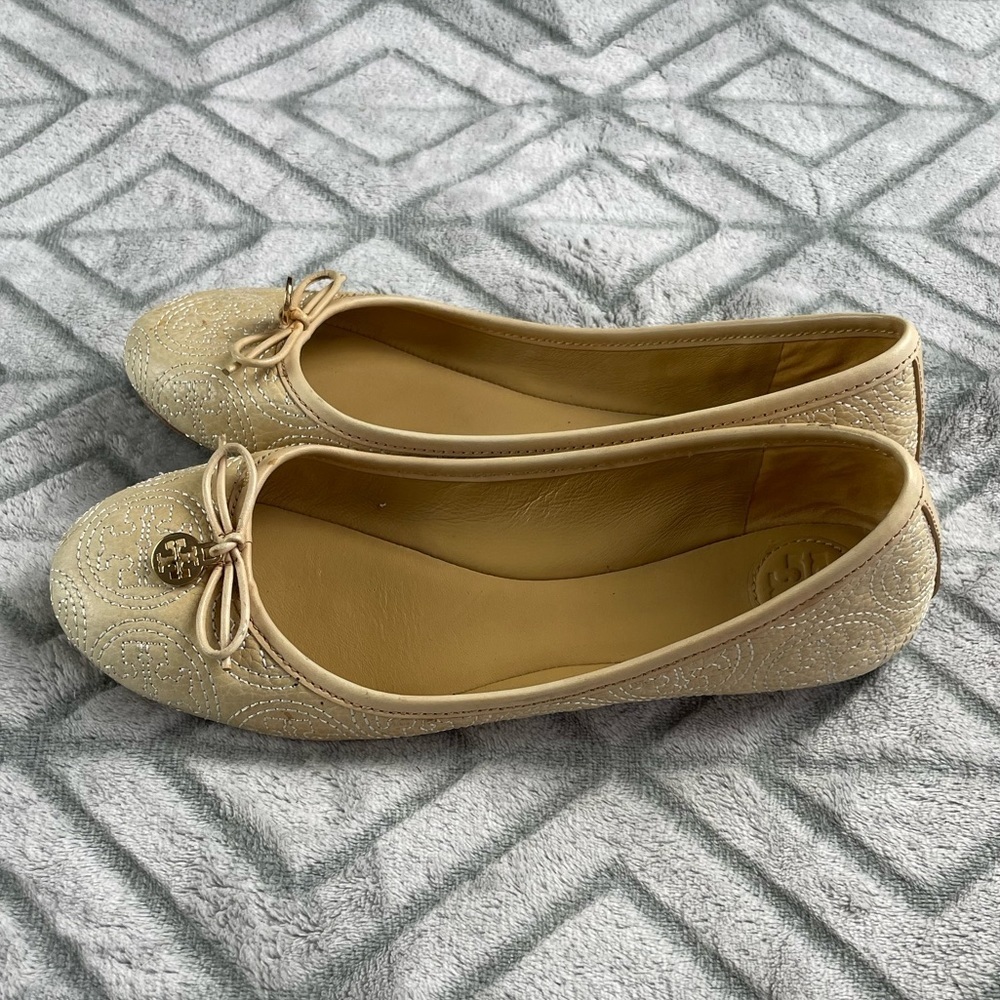 Tory Burch leather ballet flats with embroidered logo size 7.5 - Picture 3 of 11
